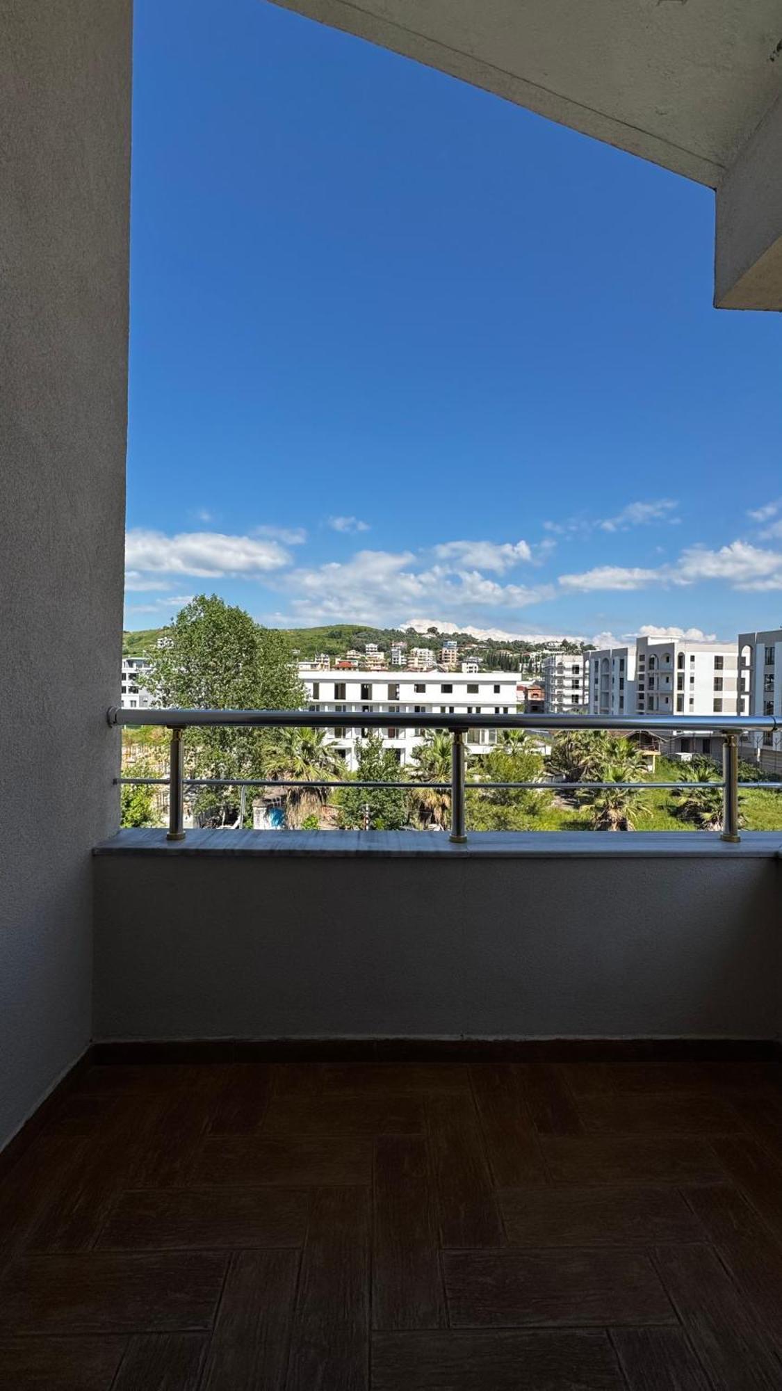 Maison d'hôtes Red Rose Golem (Tirana)